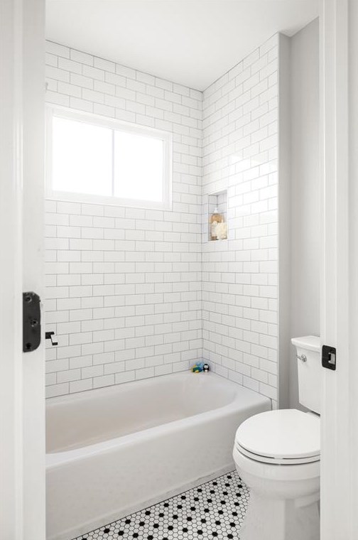 250 Lake Dr, Decatur GA  30030-3526 exterior