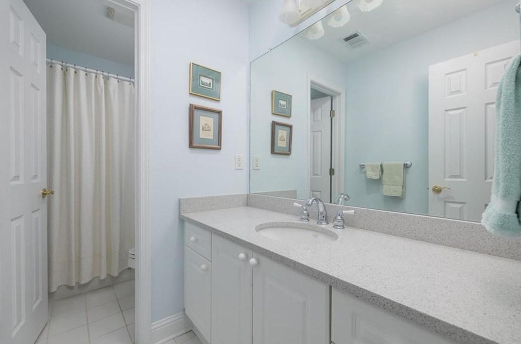 1567 Reserve Cir, Decatur GA  30033-1538 exterior