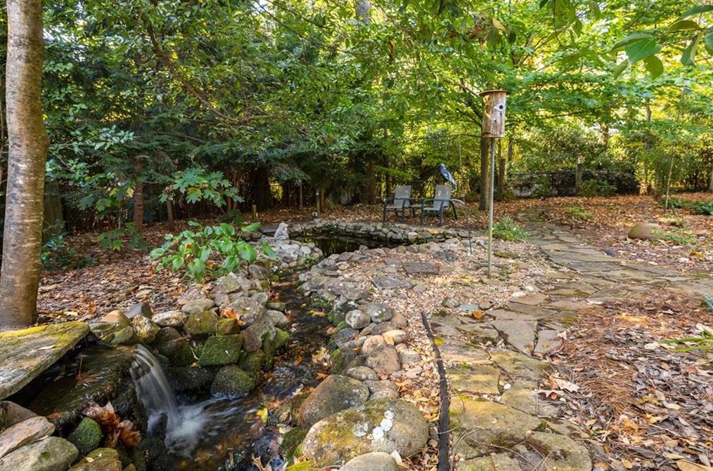 1567 Reserve Cir, Decatur GA  30033-1538 exterior