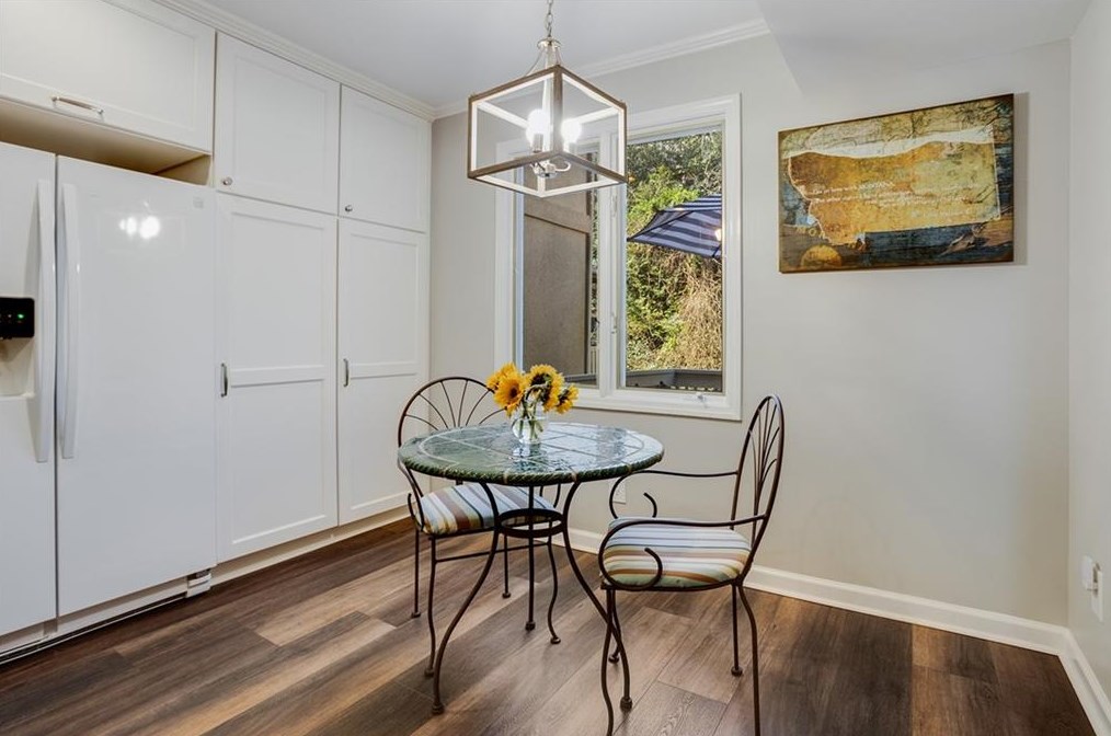 3004 Vinings Ferry Dr, Atlanta GA  30339-4300 exterior