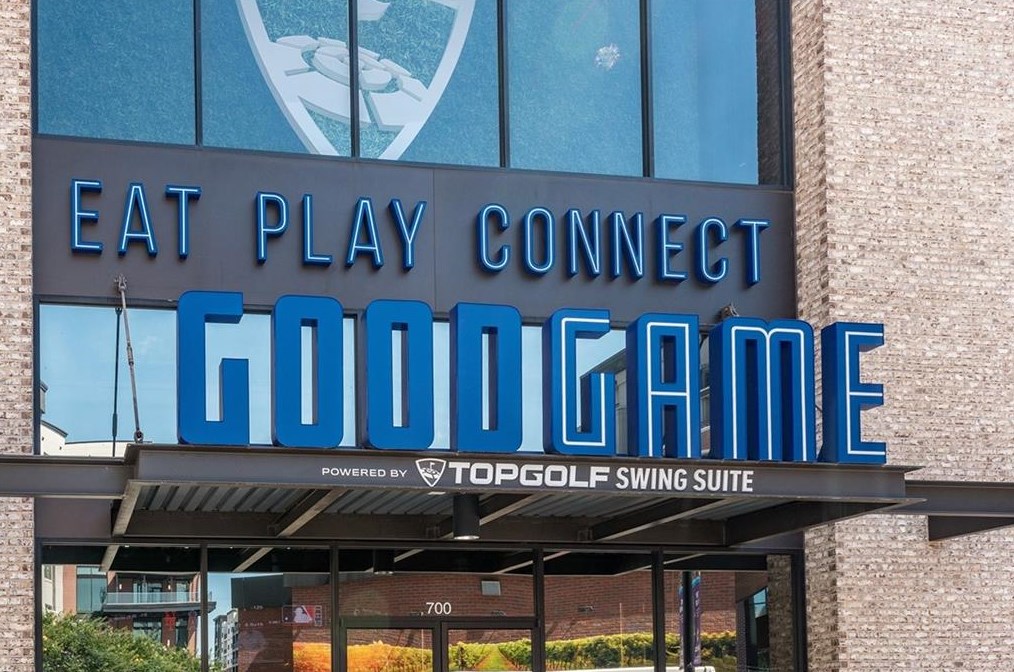 3004 Vinings Ferry Dr, Atlanta GA  30339-4300 exterior