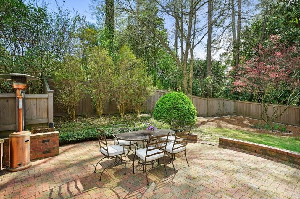 6230 Mountain Brook Way, Atlanta GA  30328-3610 exterior