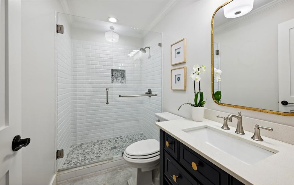 6230 Mountain Brook Way, Atlanta GA  30328-3610 exterior