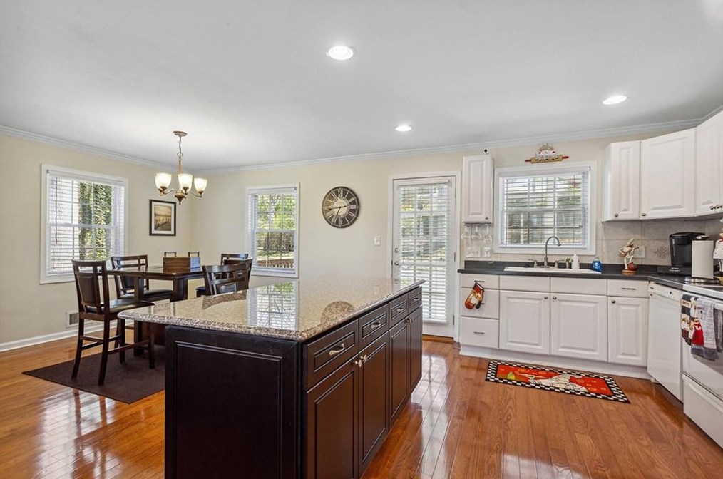 4137 Antler Trl, Smyrna GA  30082-3901 exterior