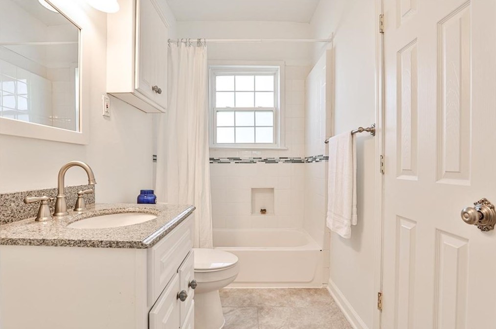 2896 Toney Dr, Decatur GA  30032-5751 exterior