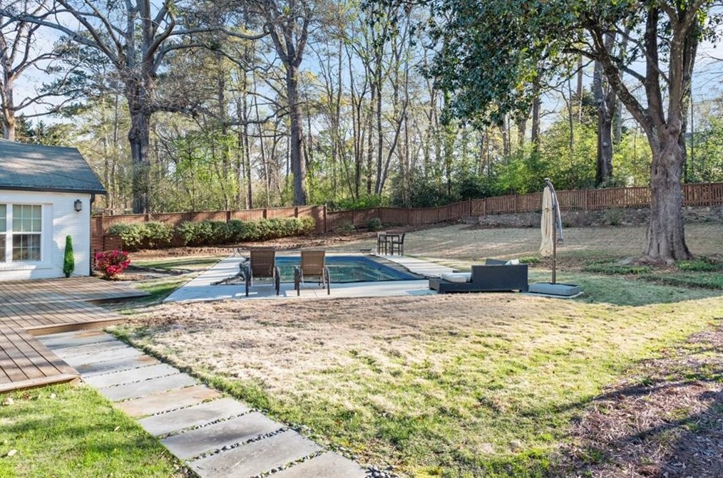 431 Landover Dr, Decatur GA  30030-1351 exterior
