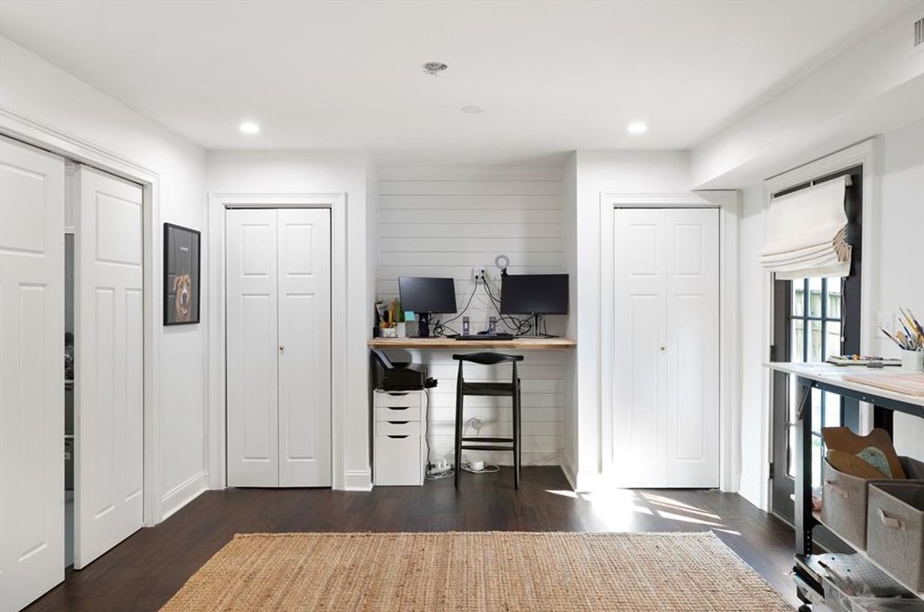 104 Terrace Dr, Atlanta GA  30305-4300 exterior