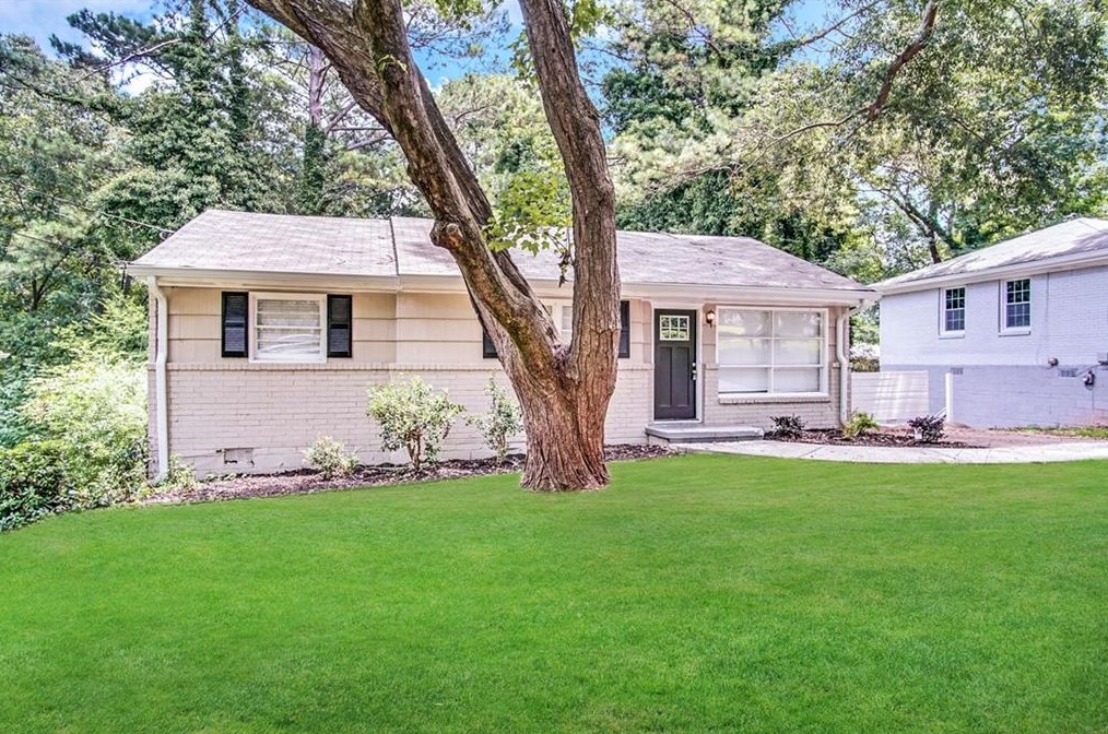 1986 Bandera Dr, Decatur GA  30032-7016 exterior