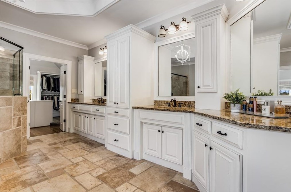 1238 Basnett Dr, Alpharetta GA  30004-0882 exterior