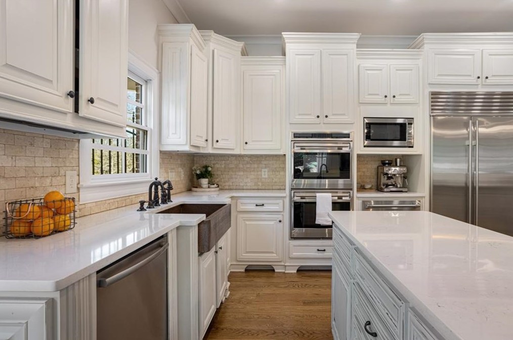 1238 Basnett Dr, Alpharetta GA  30004-0882 exterior