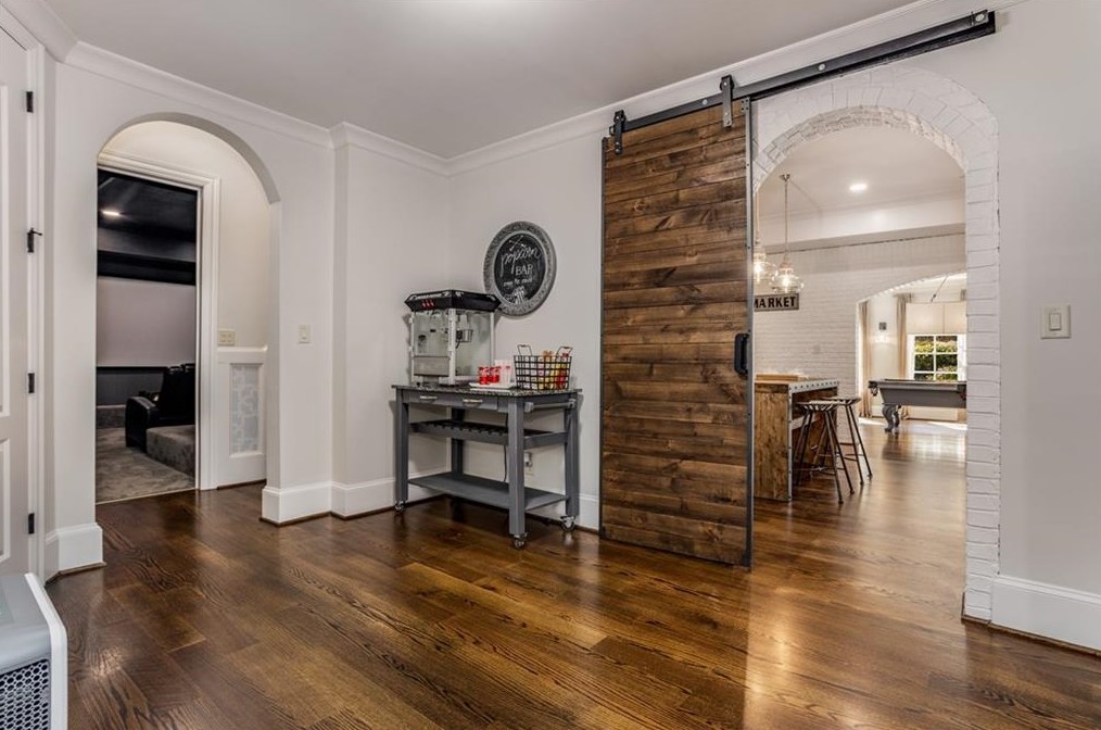 1238 Basnett Dr, Alpharetta GA  30004-0882 exterior