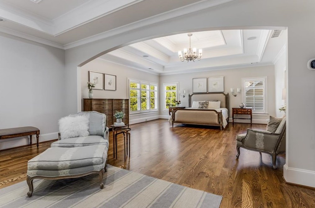 1238 Basnett Dr, Alpharetta GA  30004-0882 exterior