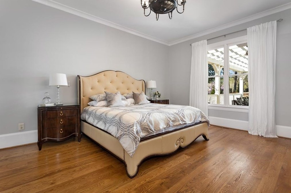 1238 Basnett Dr, Alpharetta GA  30004-0882 exterior