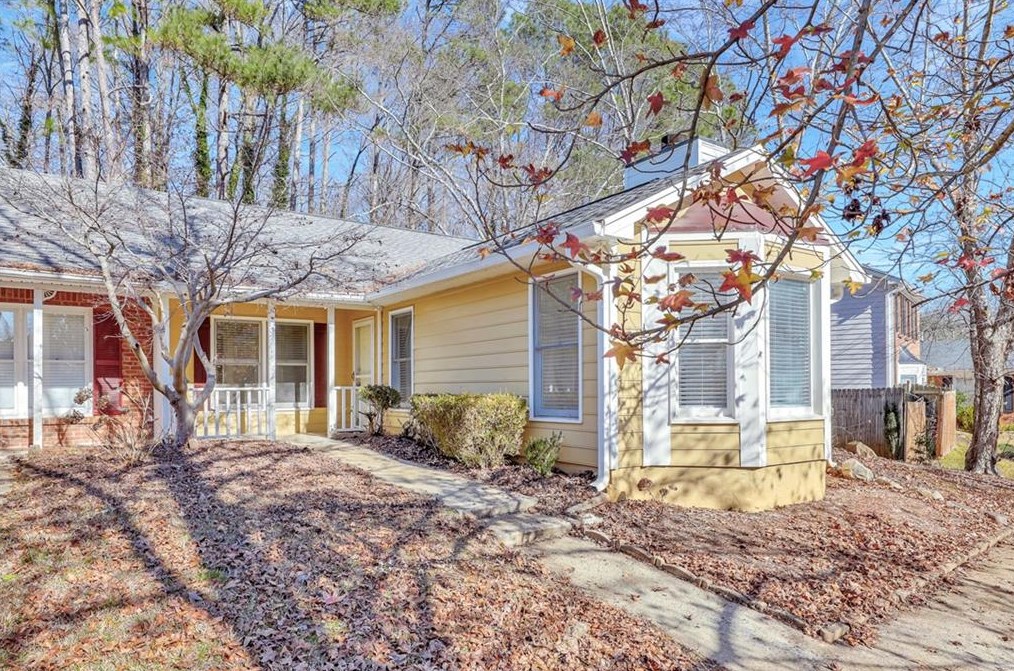 1901 Cooper Landing Dr, Smyrna GA  30080-6464 exterior