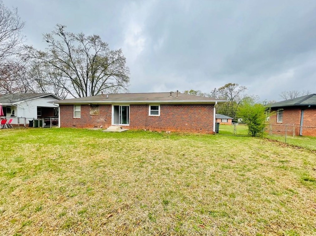 1428 Upland Dr, Griffin GA  30223-1241 exterior