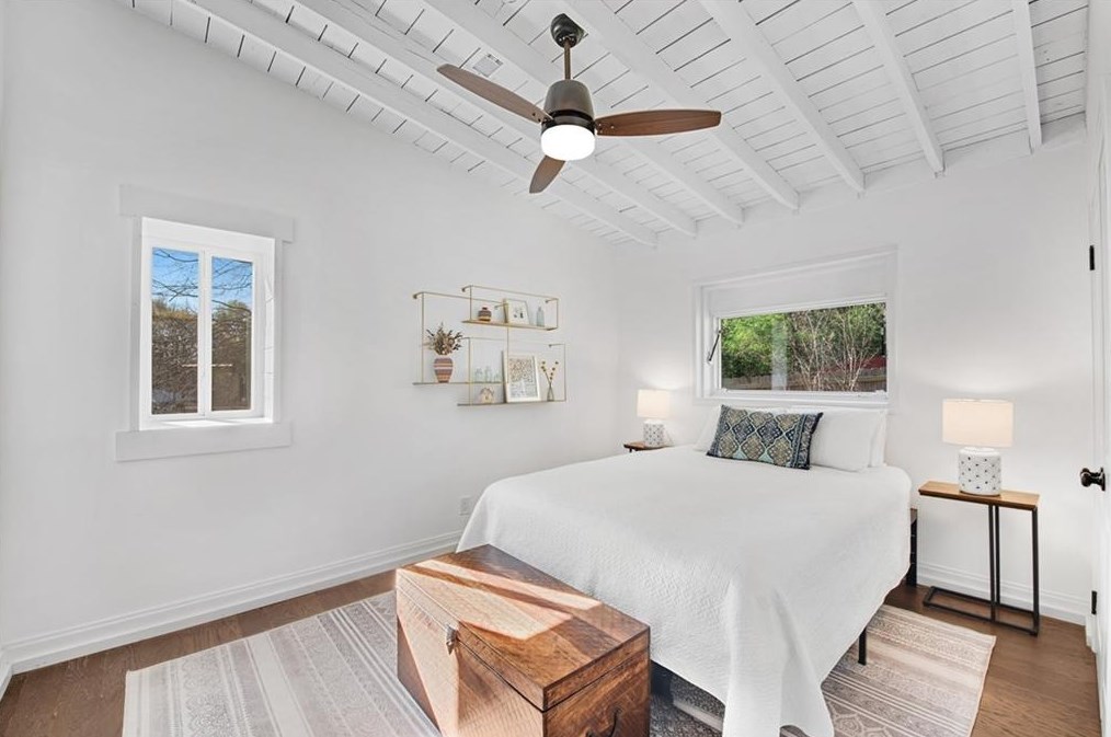 1240 Robinwood Rd, Decatur GA  30033-3207 exterior