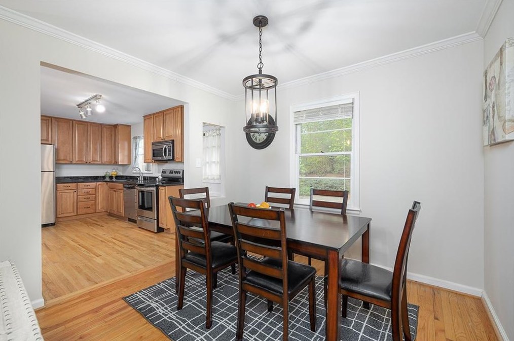 1016 Willivee Dr, Decatur GA  30033-4131 exterior