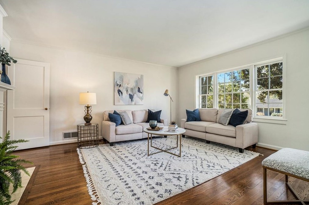 305 Westchester Dr, Decatur GA  30030-1121 exterior