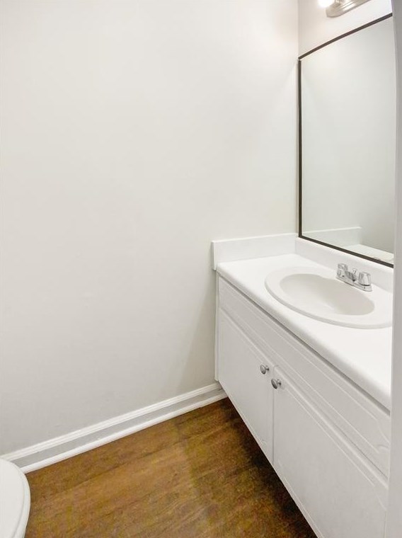 4379 Coopers Creek Dr, Smyrna GA  30082-4813 exterior