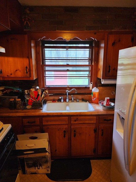 1894 Sahara Dr, Atlanta GA  30316-4239 exterior