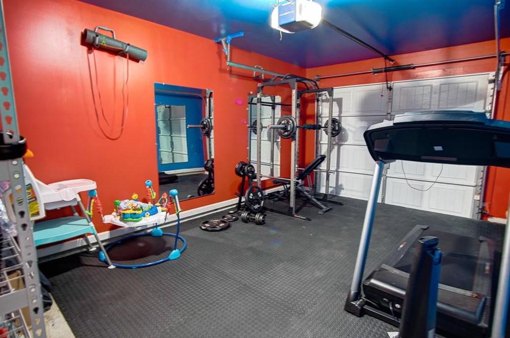 139 Avalon Dr, Calhoun GA  30701-9434 exterior