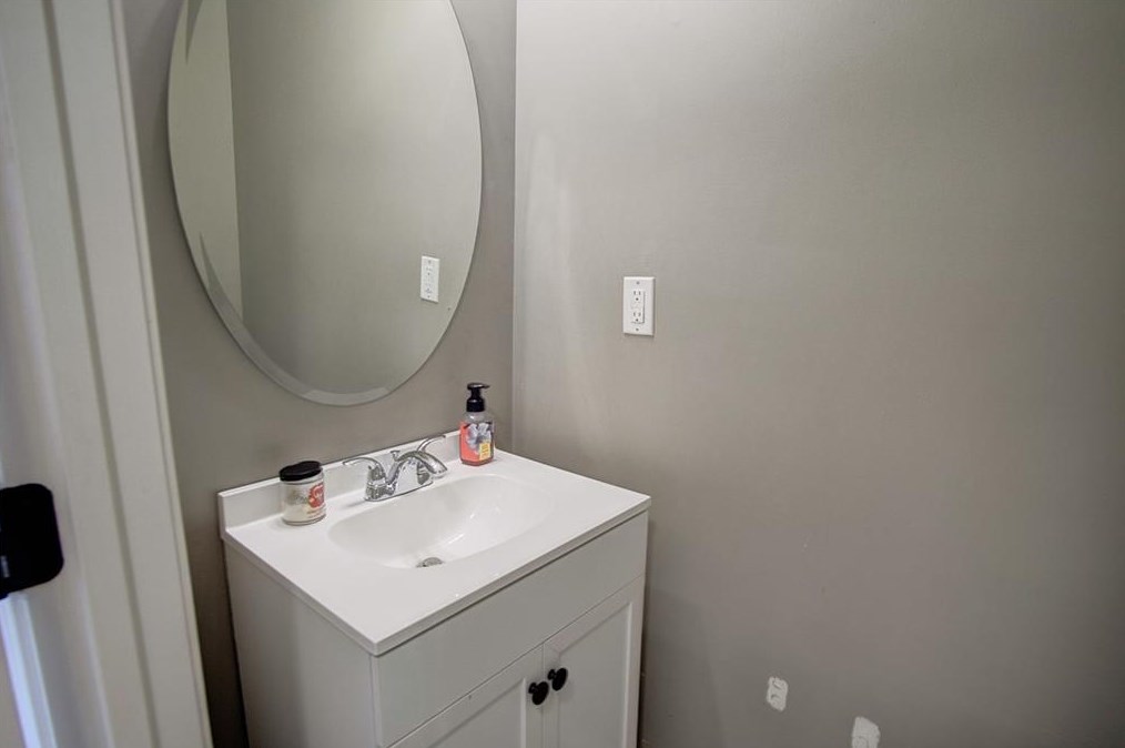 139 Avalon Dr, Calhoun GA  30701-9434 exterior