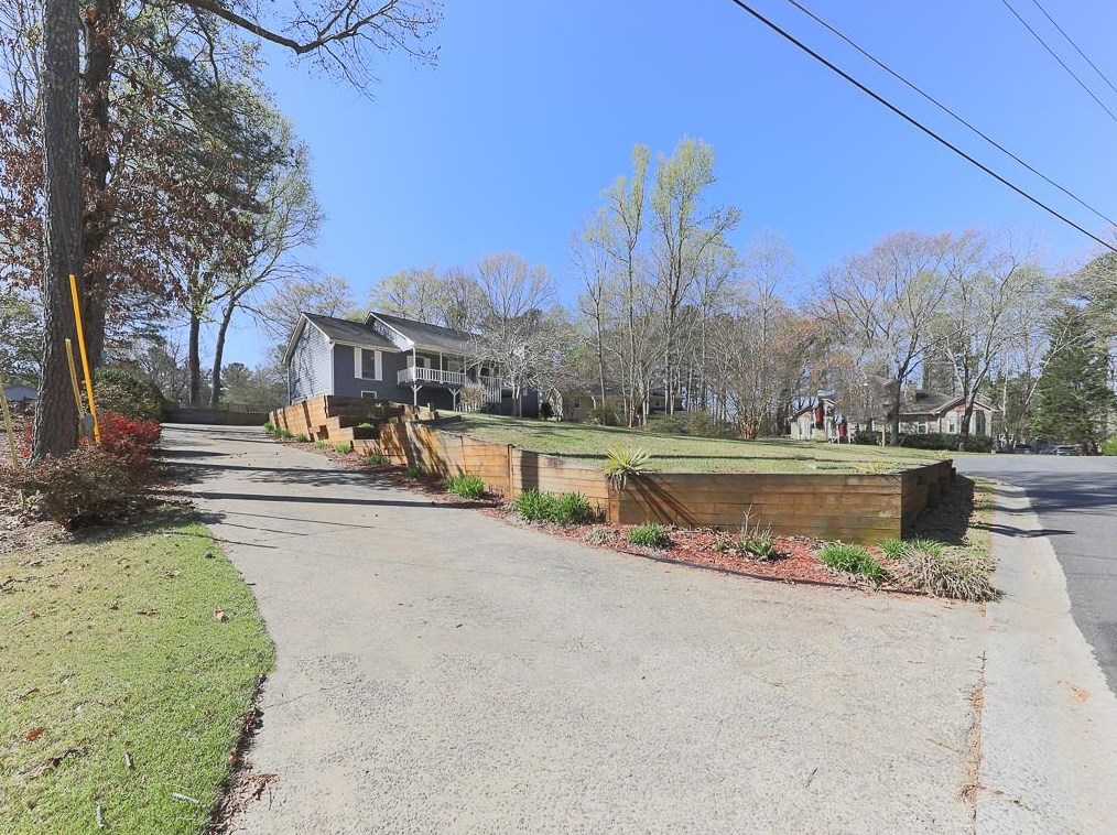 6113 Crabapple Pl, Powder Springs GA  30127-4298 exterior