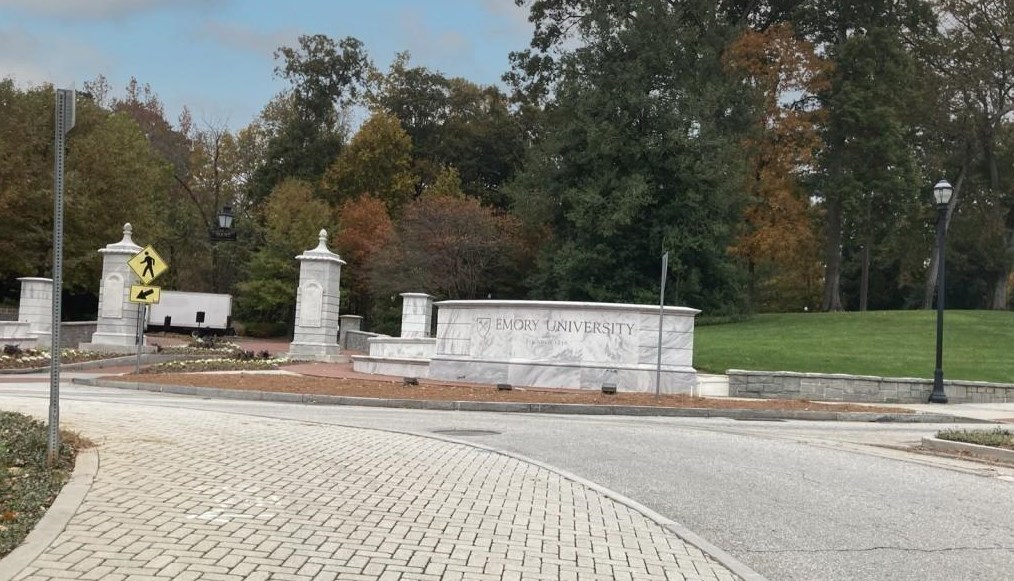 7 High Gate Trl, Decatur GA  30030-1334 exterior