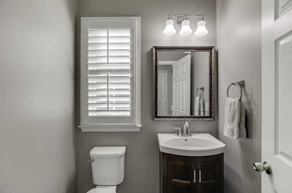 7 High Gate Trl, Decatur GA  30030-1334 exterior