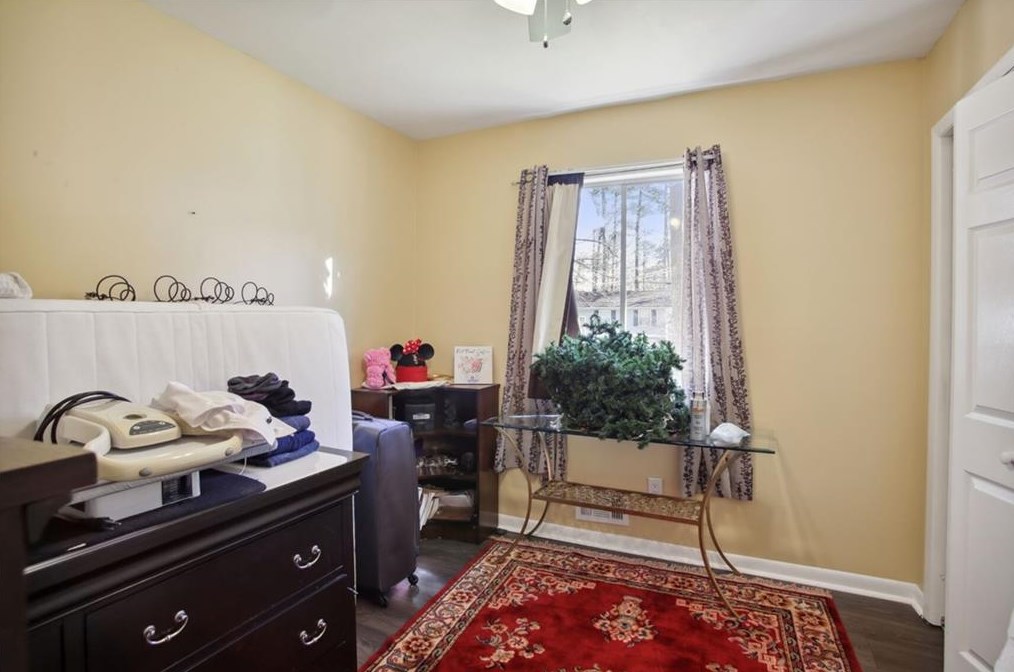 4010 Northstrand Dr, Decatur GA  30035-2372 exterior