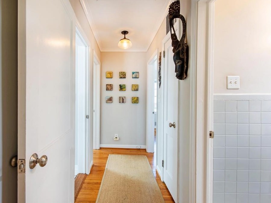 430 Bridlewood Cir, Decatur GA  30030-1617 exterior