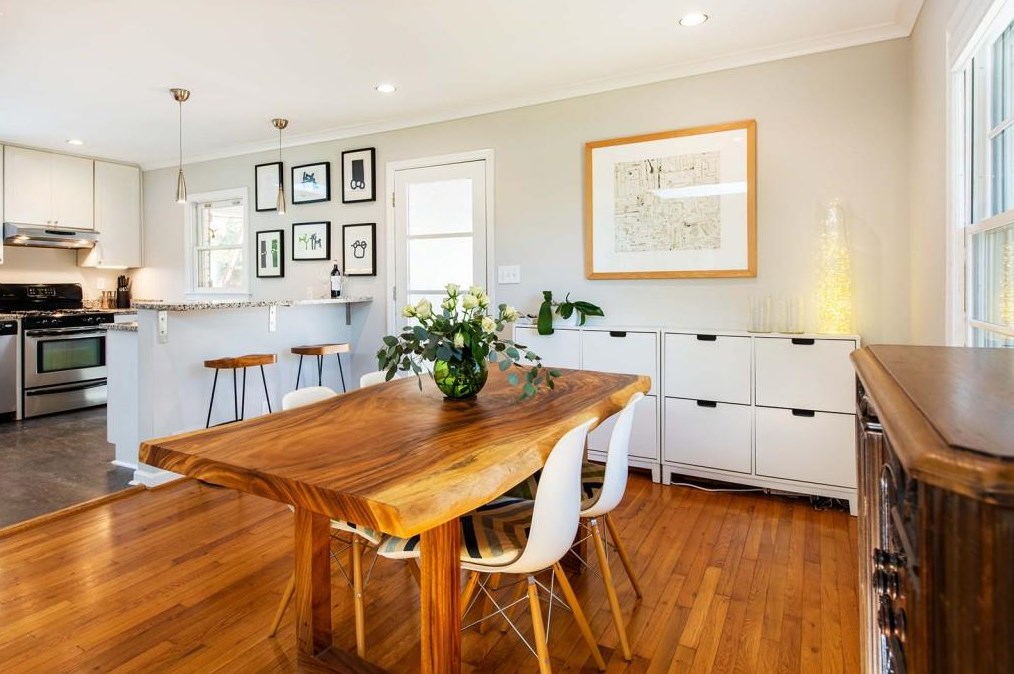 430 Bridlewood Cir, Decatur GA  30030-1617 exterior