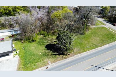 207 N River Street, Calhoun, GA 30701 - Photo 1