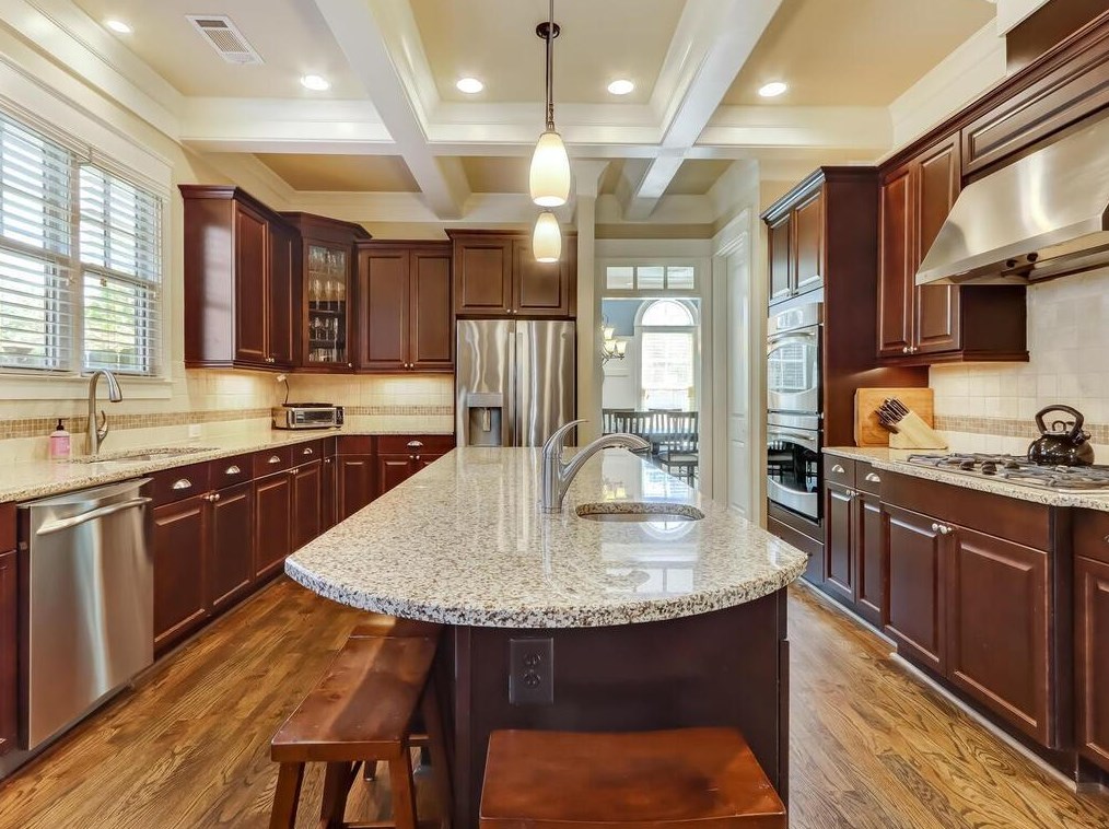 5022 Groover Dr, Smyrna GA  30080-7222 exterior