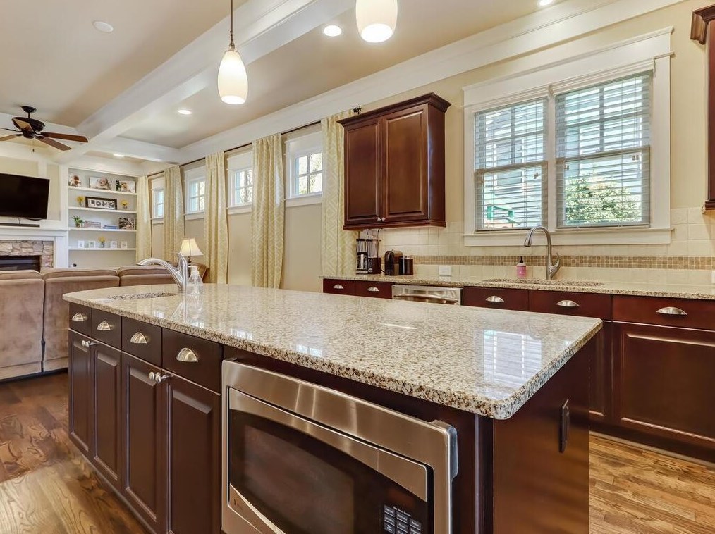 5022 Groover Dr, Smyrna GA  30080-7222 exterior