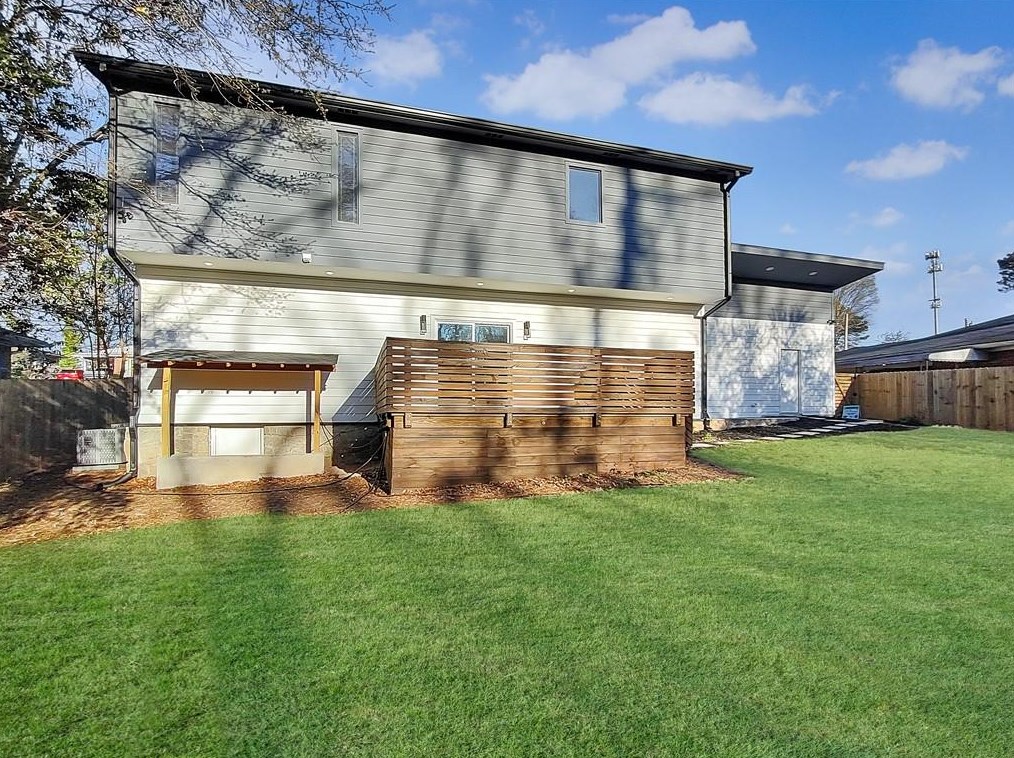 1525 Woodland Cir, Atlanta GA  30316-3159 exterior
