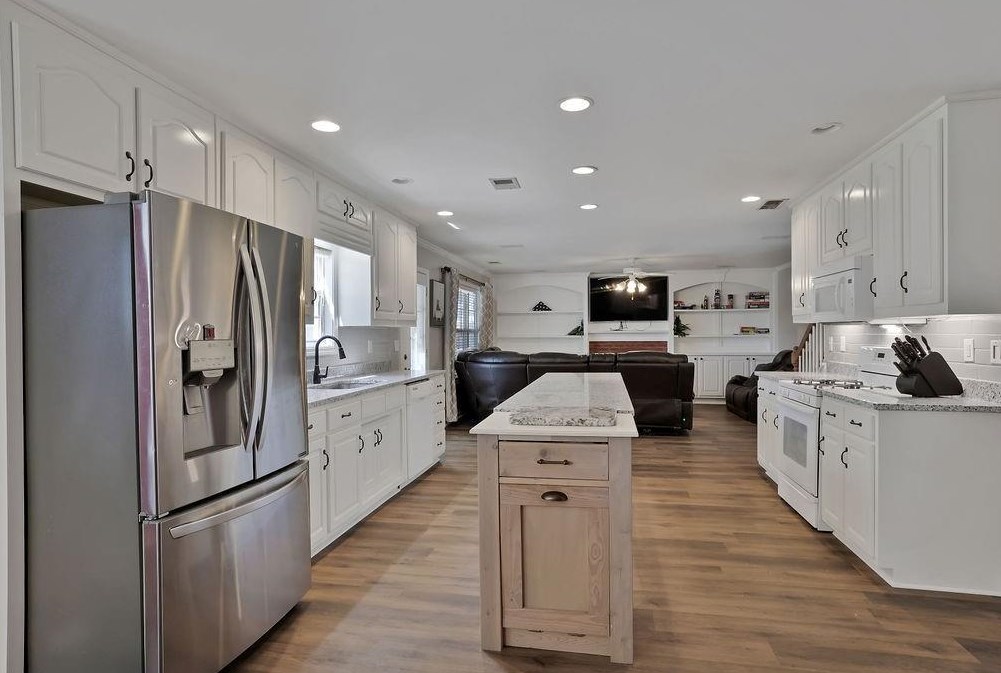 1336 Bramlett Forest Ct, Lawrenceville GA  30045-2687 exterior