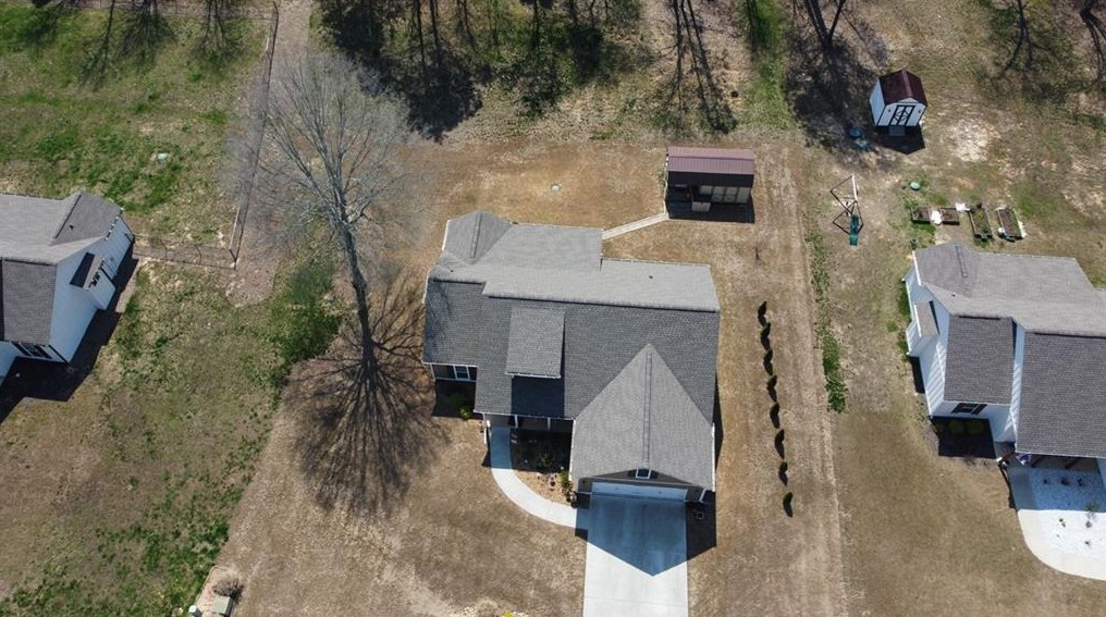 372 Peachtree Ln, Calhoun GA  30701-4388 exterior