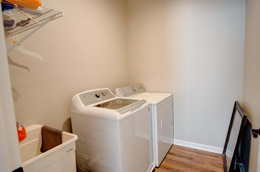 372 Peachtree Ln, Calhoun GA  30701-4388 exterior