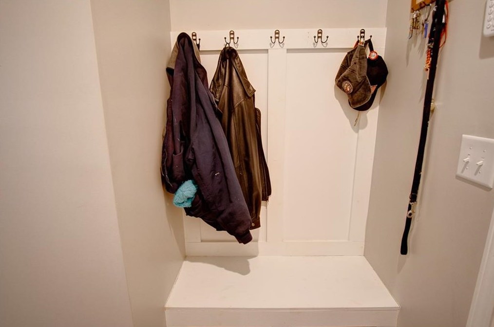 372 Peachtree Ln, Calhoun GA  30701-4388 exterior