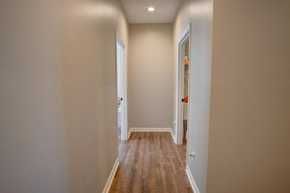 372 Peachtree Ln, Calhoun GA  30701-4388 exterior