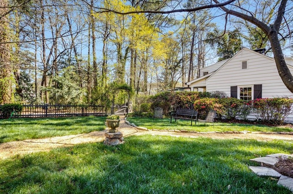 523 Glendale Ave, Decatur GA  30030-1602 exterior