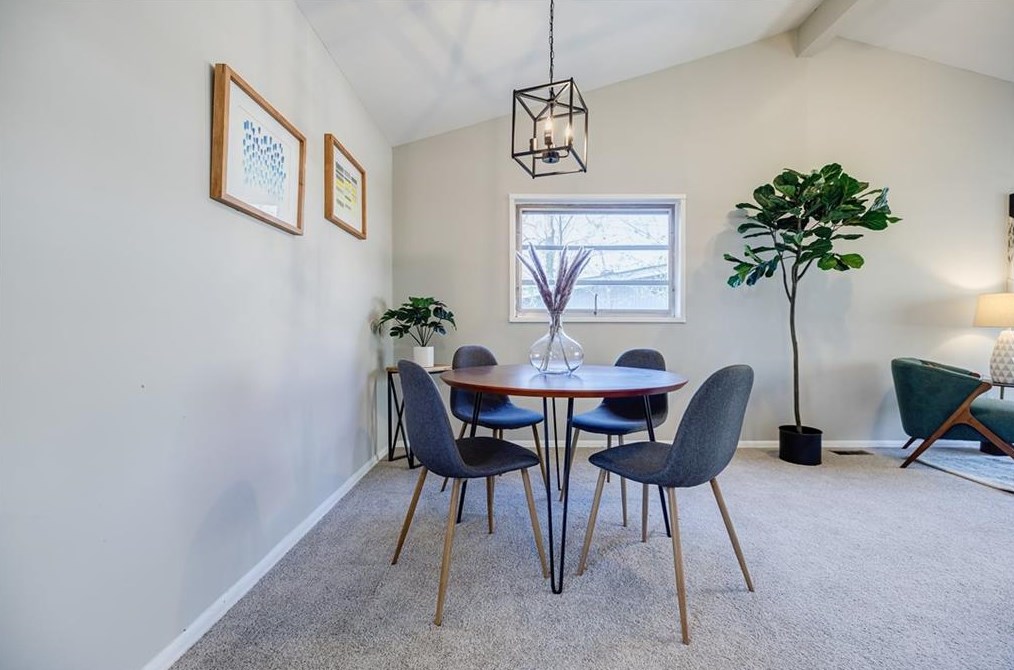 3017 Flamingo Dr, Decatur GA  30033-3936 exterior