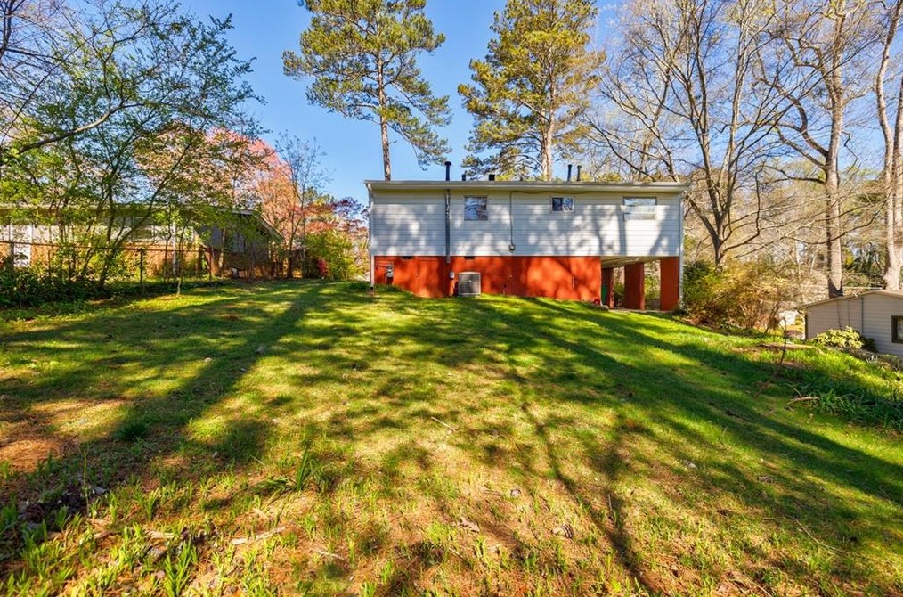 3017 Flamingo Dr, Decatur GA  30033-3936 exterior