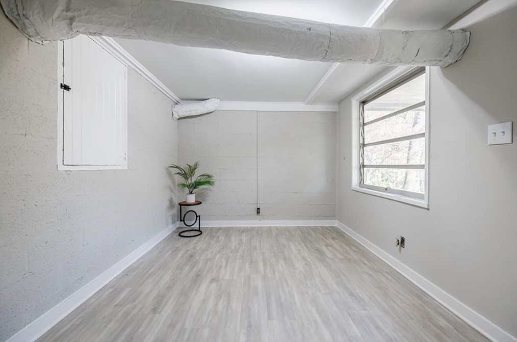 3017 Flamingo Dr, Decatur GA  30033-3936 exterior