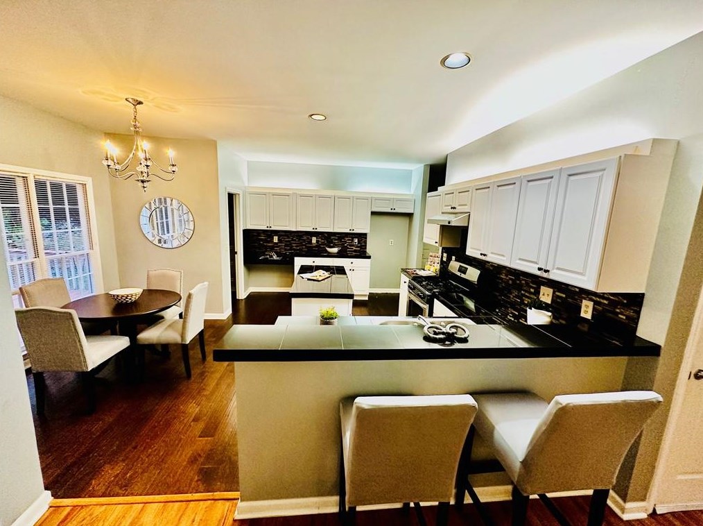 785 Prestonwood Dr, Lawrenceville GA  30043-4284 exterior