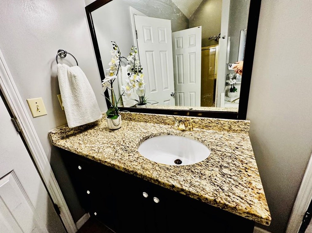 785 Prestonwood Dr, Lawrenceville GA  30043-4284 exterior