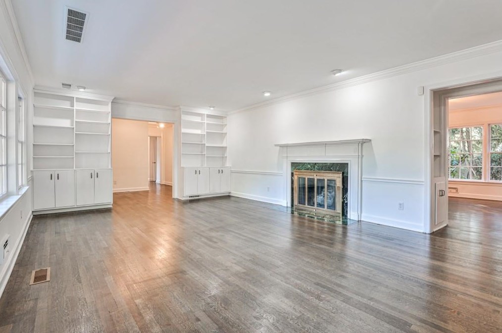 1659 Nottingham Way, Atlanta GA  30309-2662 exterior