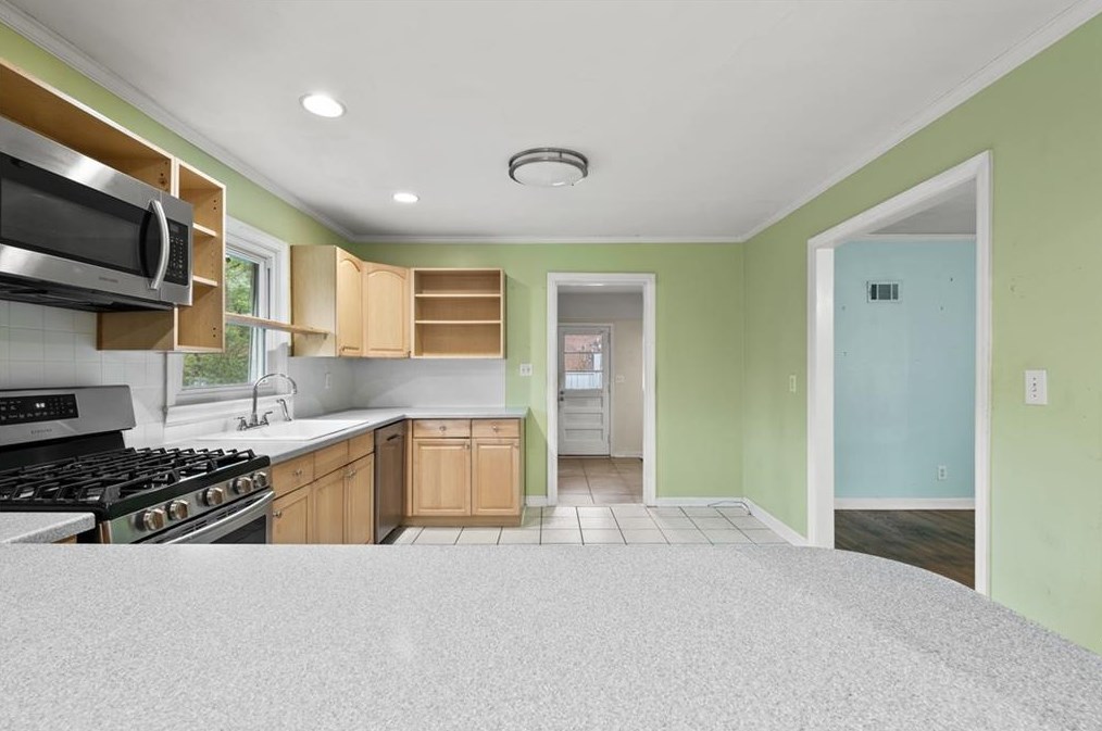 3564 Hickory Cir, Smyrna GA  30080-5614 exterior