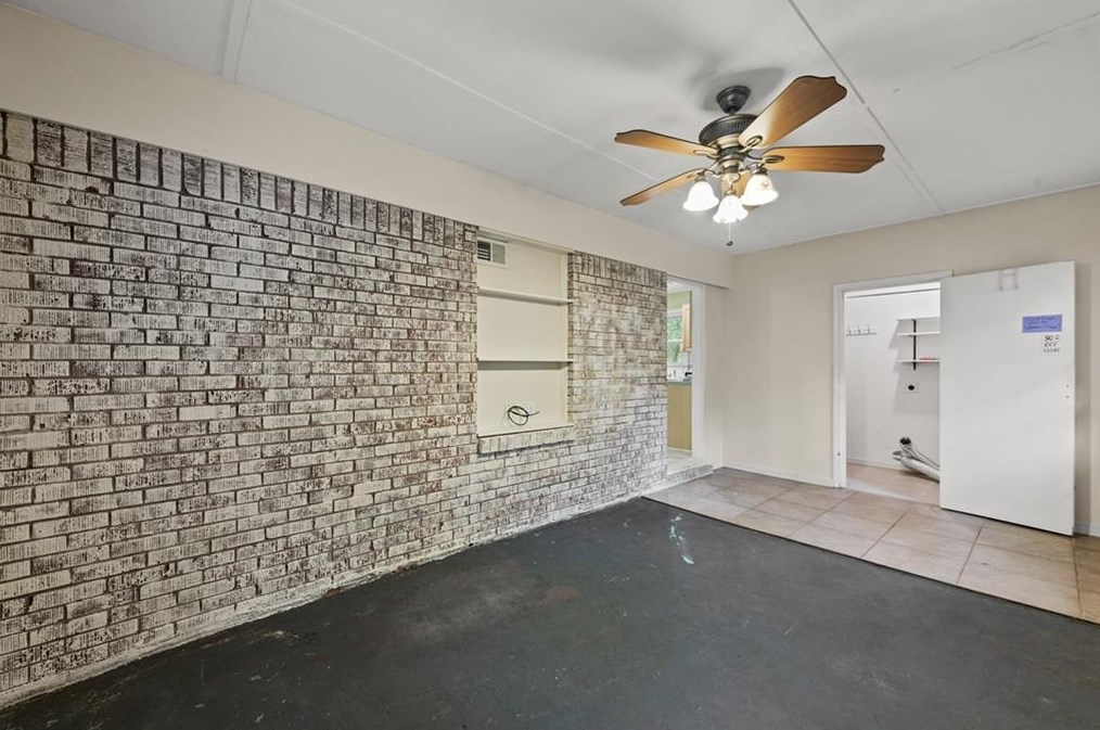 3564 Hickory Cir, Smyrna GA  30080-5614 exterior